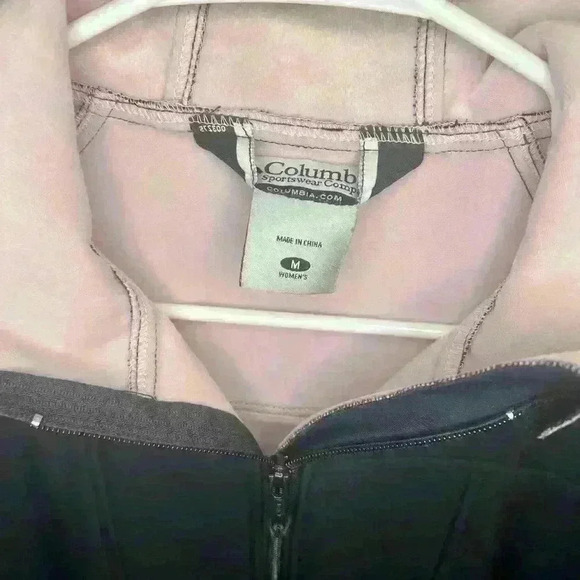 Woman’s fleece lined Columbia jacket - Picture 3 of 3